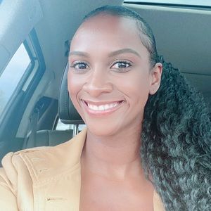 Meet your Posher, Nicole